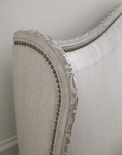 Load image into Gallery viewer, Chateaux - 6/6 Uph. Shelter Bed - Grey
