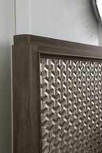 Load image into Gallery viewer, Geode - 6/0  Celestite Panel Bed
