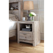 Load image into Gallery viewer, Willabry bedroom set2

