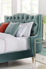 Load image into Gallery viewer, Caracole Classic - Do Not Disturb - Set
