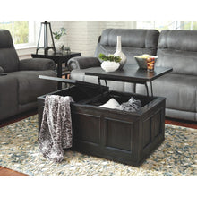 Load image into Gallery viewer, Gavelston Lift Top Cocktail Table
