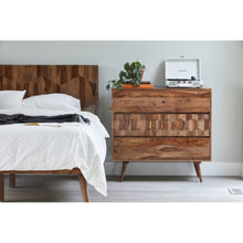 Load image into Gallery viewer, O2 Bed Queen
